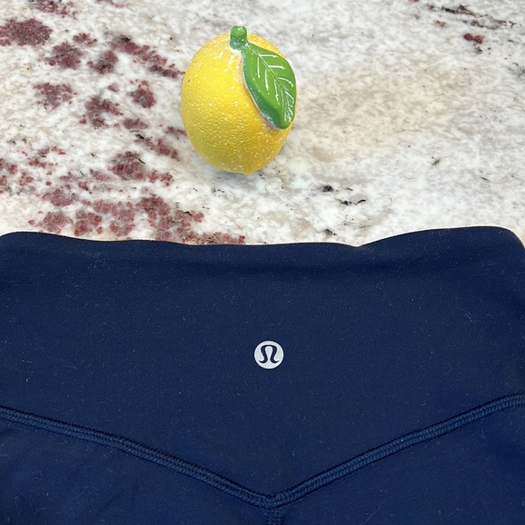 Lululemon Sz 2 Align Jogger Crop *23" in True Navy Nulu Material Size 2 - Picture 10 of 15
